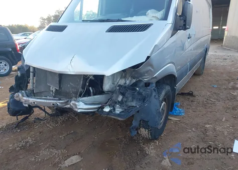 2016 Mercedes-Benz Sprinter 2500 High Roof from USA, damaged, VIN WD3PE8DD3GP314569